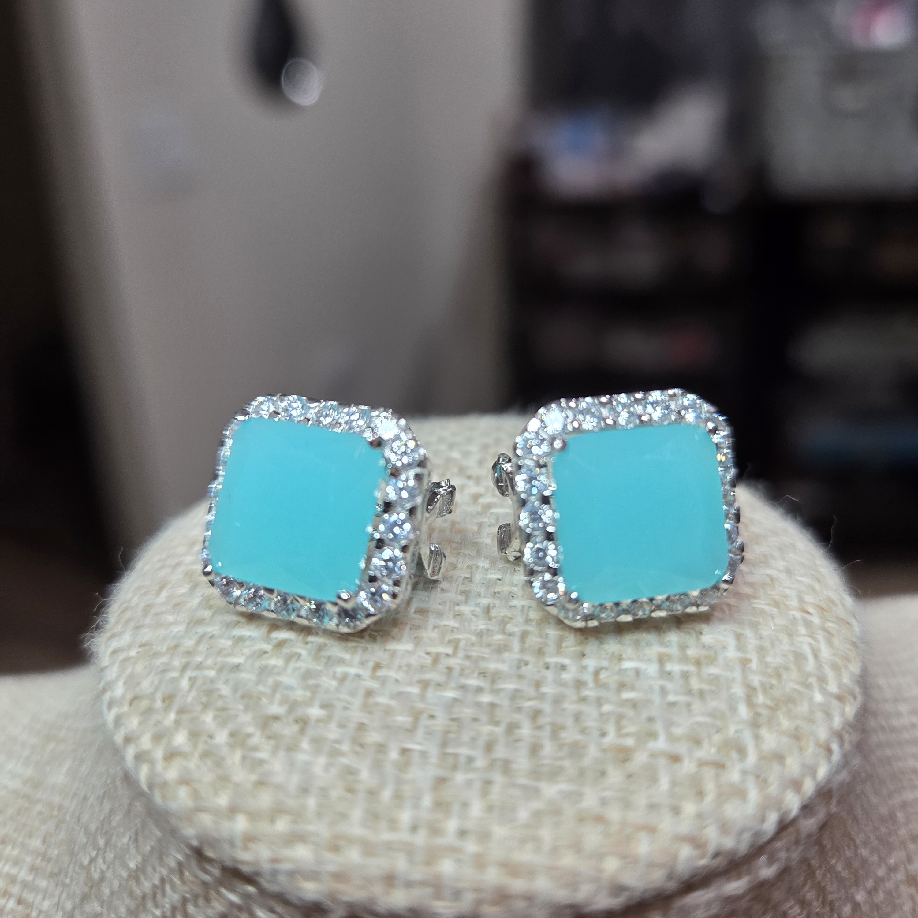 Elegant Stud Earrings 19$